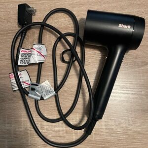 Like new Hyper Air Shark Hair Dryer w/ Styling Tools